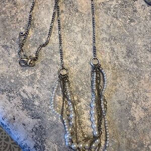 American Eagle Outfitters Silver and White Pearl Necklace